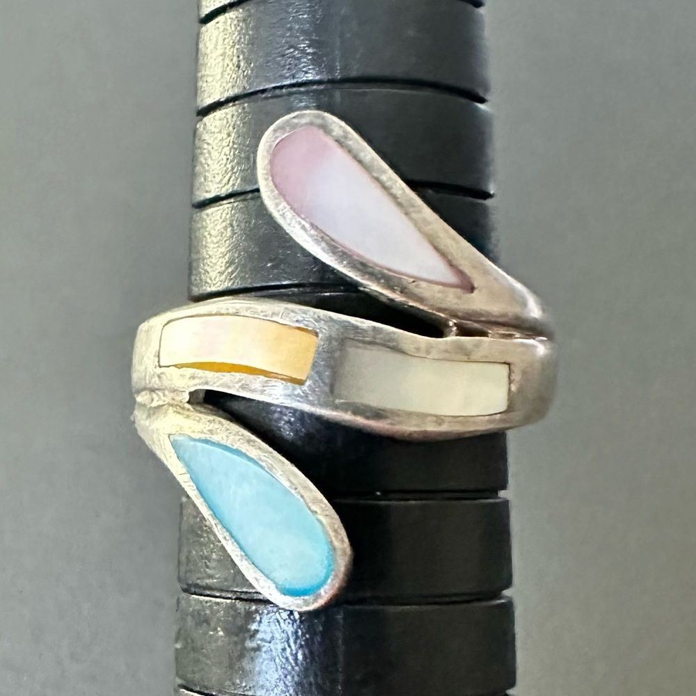 Vintage Sterling Silver Mother of Pearl MOP Shell Snake shape Ring 7
